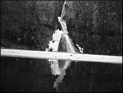 dana-hilliot--another-pics-54 82270144 o