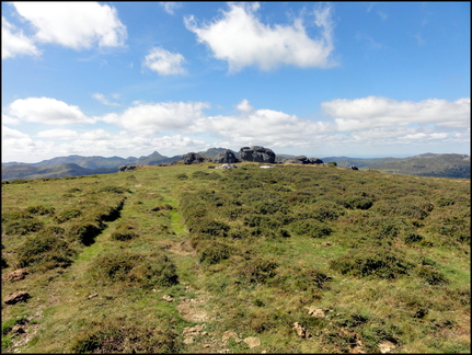 dh---la-randonne-au-rocher-de-la-sagne-du-porc-1716-m 7866661228 o