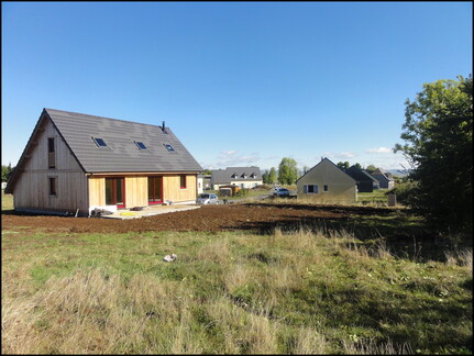 8090444040 e070452d2b k